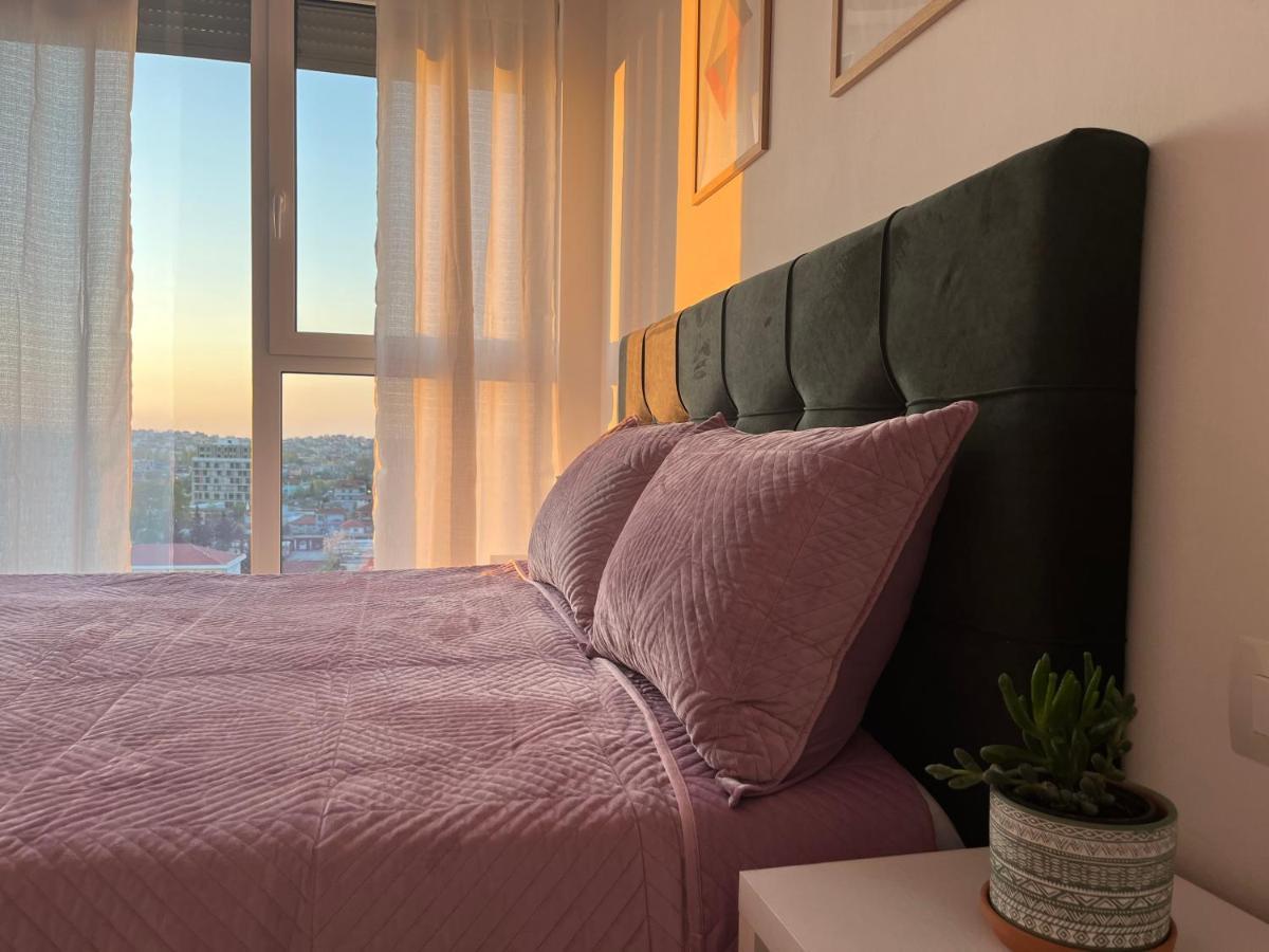 Comfy Nest Apartment- Free Parking Tirana Kültér fotó