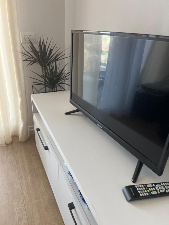 Comfy Nest Apartment- Free Parking Tirana Kültér fotó