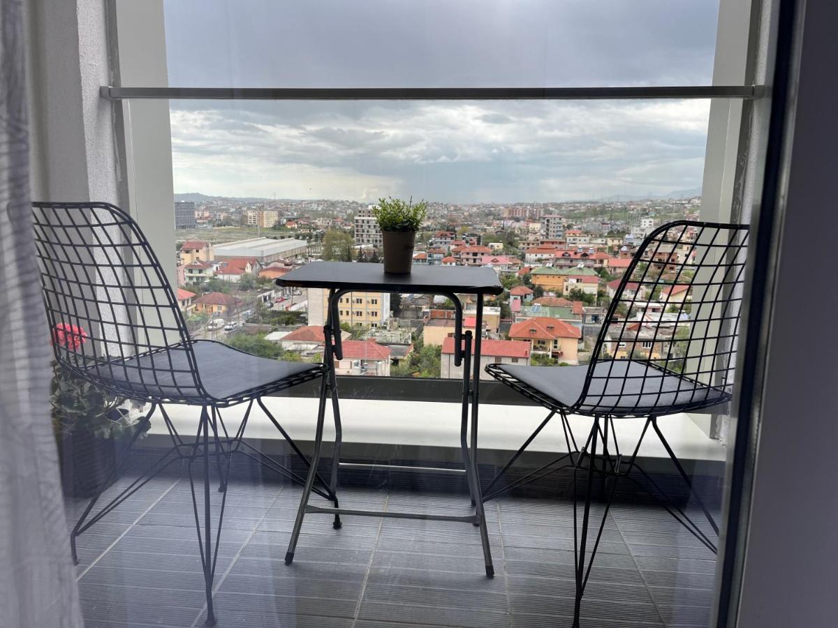 Comfy Nest Apartment- Free Parking Tirana Kültér fotó